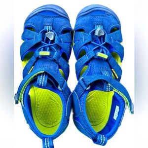 Keen Sea Camp Sz 2 Hybrid Water Sandals